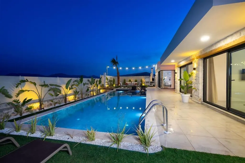 Villa Seashell House - Private, Luxury, Pool, Sauna Fethiye